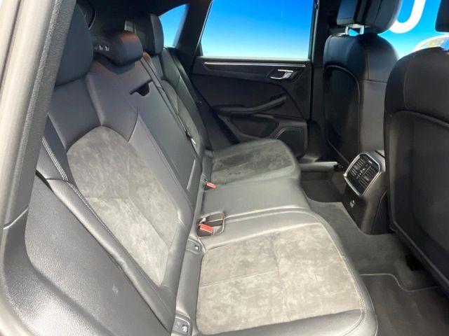 ���㕔���Ȃ��C�ɂȂ�悤�ȃL�Y�E�����ւ��蓙�A�傫�ȃ_���[�W�͂Ȃ��A�ǍD�ȏ�Ԃł��B