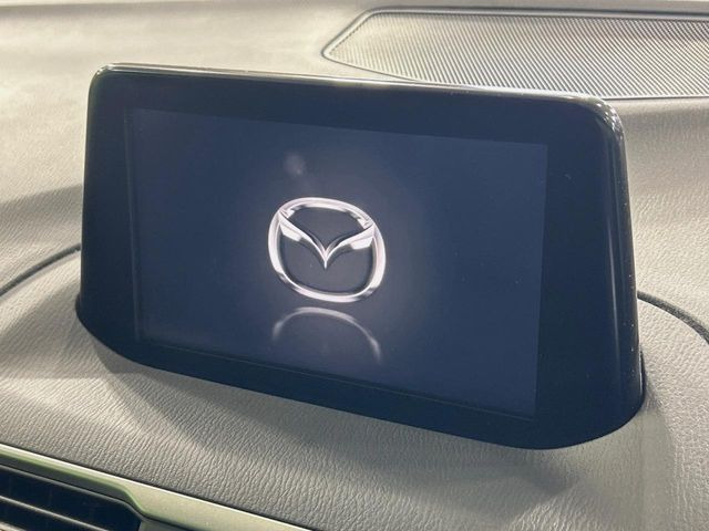 �y���[�J�[�����i�r�z�C���e���A�ɗn�����ރX�^�C���b�V���ȁu��p�݌v�v���[�J�[�i�r�𑕔��􎋔F���⑀�쐫�ȂǊ�{���\�ɂ��D��A���㎿�ȃJ�[���C�t�����y���݂��������܂��B