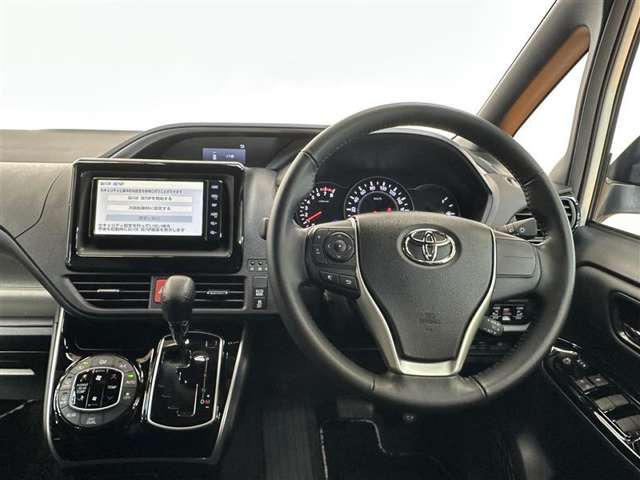 ヴォクシー2.0 ZS 煌III