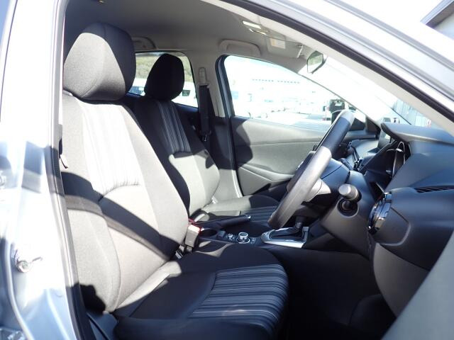 �t�����g�V�[�g�A��ԗǍD�ň��S�ł��B�傫�ȉ�����Ȃ����S�ł�