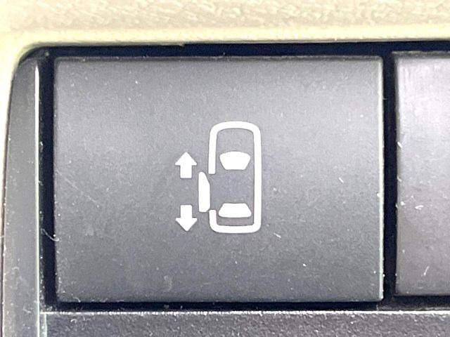 �y�p���[�X���C�h�h�A�z�X�}�[�g�L�[��^�]�Ȃ̃X�C�b�`�ŃX���C�h�h�A�̊J���\���d��������͂����ăh�A���J����K�v�������A���������q�l�ł��A�d���ו��������Ă��鎞�����N�ɊJ���߂ł��܂���