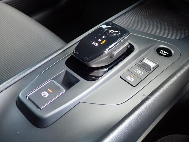 �V�t�g�m�u�̓X�����Ȃ��A���ꂢ�ȏ�Ԃł��B���ł��G��镔�������ꂢ���Ƒ�؂ɏ���Ă������Ƃ�������܂���B