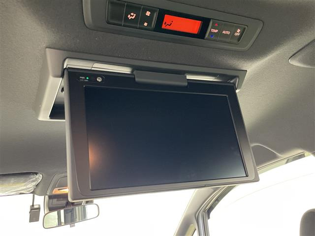 ヴォクシー1.8 ハイブリッド ZS 煌II