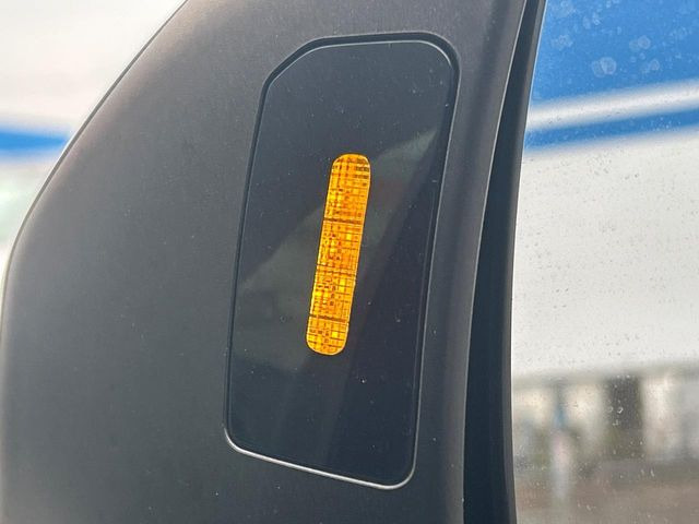 �y�����r�[�N���f�B�e�B�N�V�����z���s���A�h�A�~���[�̎��p�ɂȂ�₷���ӏ��Ɍ㑱�Ԃ��ڋ߂���ƃT�C�h�~���[�t�߂Ɍx����\���A�h���C�o�[�ɒ��ӊ��N�ƁA����̍ۂ̓n���h��������A�V�X�g�����܂��B