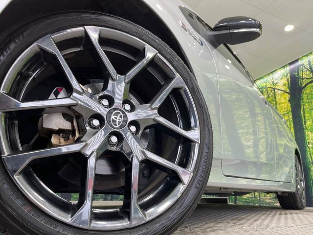 �y����18�C���`�A���~�z�C�[���z�O�ςɃ}�b�`���������A���~�z�C�[���𑕒����Ă���܂��B�e��ЊO�A���~�z�C�[����A�X�^�b�h���X�^�C�����戵�����Ă���܂��B���񂲑��k����������