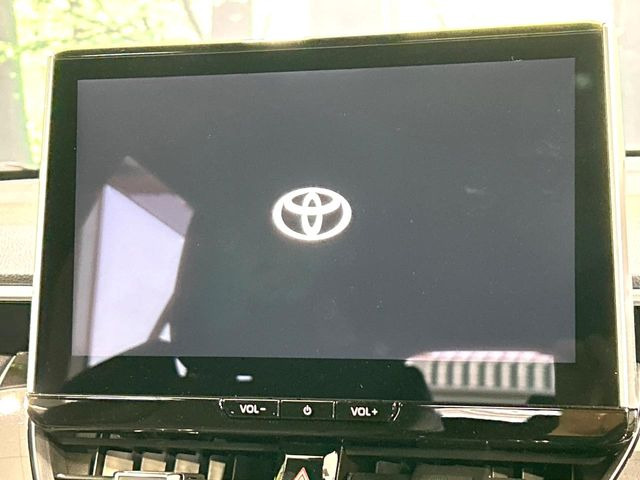 �y10.5�C���` �f�B�X�v���C�I�[�f�B�I�z���ʂ̃f�B�X�v���C��AppleCarPlay��AndroidAuto�����p�\�B�傫�ȉ�ʂŃX�}�z�i�r�A�v���������p���������܂���