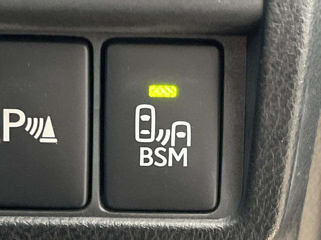 �y�u���C���h�X�|�b�g���j�^�[�z���s���A�h�A�~���[�̎��p�ɂȂ�₷���ӏ��Ɍ㑱�Ԃ��ڋ߂���ƃT�C�h�~���[�̃����Y�Ɍx����\��!�h���C�o�[�ɒ��ӊ��N�����Ă���܂��B