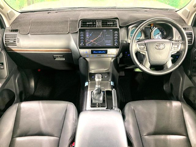 グループ総在庫数約30,000台!!全国の系列店からメーカー・車種問わずご紹介出来るので、あなたにピッタリのお車が見つかるはずです♪まずはお問い合わせ下さい☆