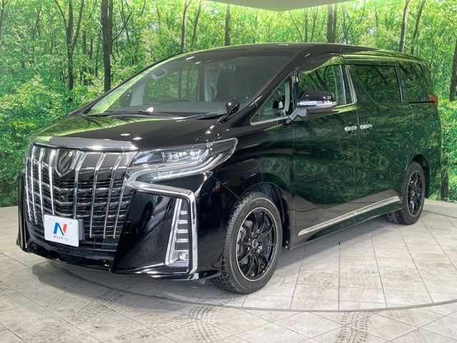 高透明度のガラス皮膜で撥水はもちろん、上質なツヤ・光沢を実現。紫外線や酸性雨から大切な愛車を保護し、色あせ・劣化を防止。「弾スプラッシュコート」、「弾プリミッサコート」からお選びいただけます。