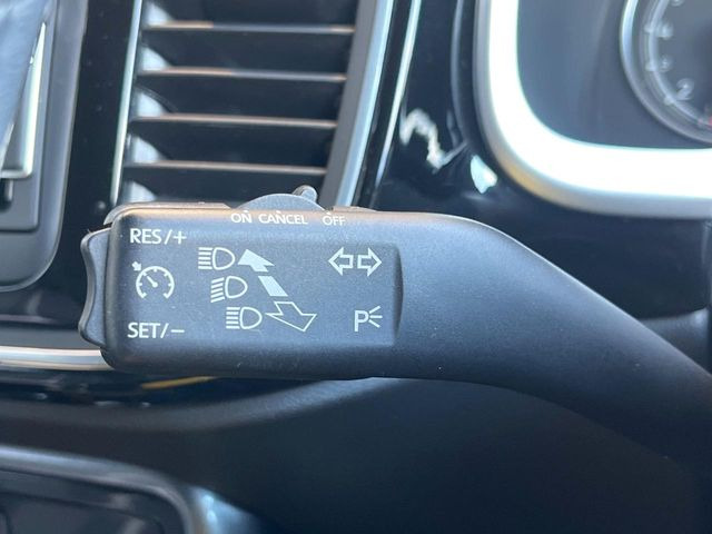 ���I�[�g�N���[�Y�R���g���[��:�������H�⎩���Ԑ�p���H���ɂāA�葬���q���\�ƂȂ�֗��ȋ@�\�ł��B�������ړ��̍ۂł����ɂ����֗��ɂ��g�����������܂���