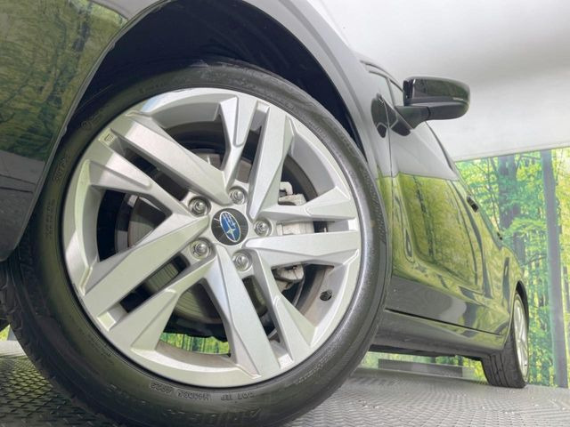 �y�����A���~�z�C�[���z�O�ςɃ}�b�`���������A���~�z�C�[���𑕒����Ă���܂��B�e��ЊO�A���~�z�C�[����A�X�^�b�h���X�^�C�����戵�����Ă���܂��B���񂲑��k����������