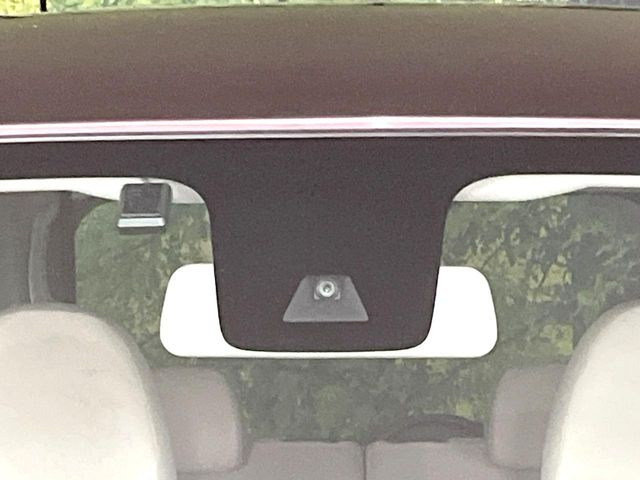 �y�O�He-Assist�z���s���ɑO���̎ԗ�����F�����A�Փ˂������Ȏ��͌x��ƃu���[�L�ŏՓˉ���Ɣ�Q�y�����A�V�X�g�B�����S�Ƀh���C�u�����y���݂��������܂��B