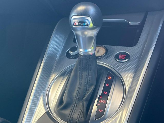 ��MT���[�h�t��AT:�ʏ�͎����ł����Ȃ���ϑ�(�M�A�`�F���W)���h���C�o�[�̑���ɂ���ĈӐ}�I�ɕς�����V�X�e���ł��B����w���i�̃h���C�u�����y���݂��������܂�!