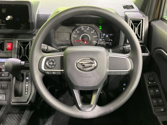 �y�X�e�A�����O�X�C�b�`�z�^�]���A�O������ڐ������炷���ƂȂ��A�I�[�f�B�I���̑��삪�\�ȕ֗��@�\!���S&���K�ȃh���C�u�����o���Ă���܂���