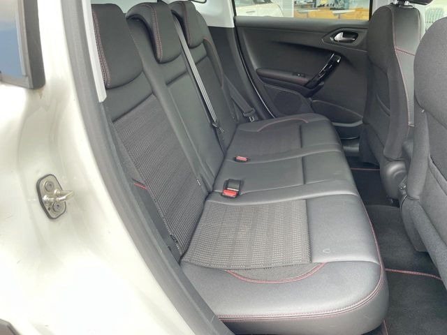 ���㕔���Ȃ��C�ɂȂ�悤�ȃL�Y�E�����ւ��蓙�A�傫�ȃ_���[�W�͂Ȃ��A�ǍD�ȏ�Ԃł��B