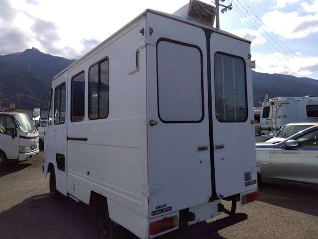 クイックデリバリーバン