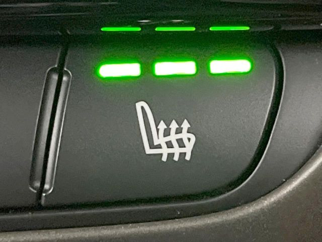 ���t�����g�V�[�g�q�[�e�B���O:�^�]�ȁE����ȋ��ɎO�i�K�Œ��߂��\�ȃV�[�g�q�[�^�[�𑕔����Ă���܂��B�G�߂��킸���K�ɂ��g�p���������܂��B