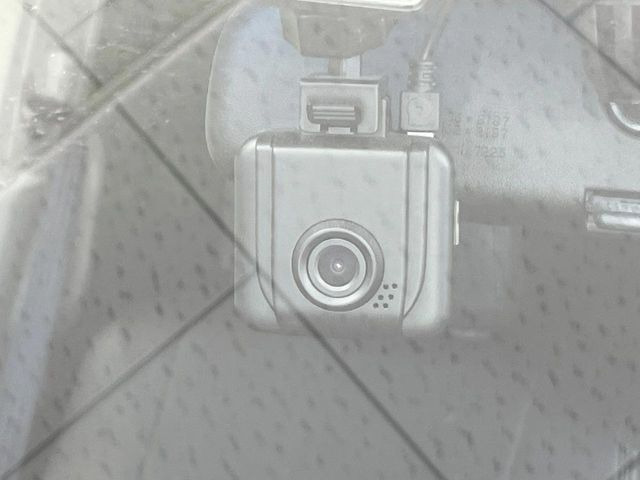 �y�h���C�u���R�[�_�[�z�h���C�u���R�[�_�[����!���s���͂������A������^�]�⎖�̂ɑ��������ہA�f���ŋL�^���A����̃��X�N�ɔ����܂��B���L�^�pSD�J�[�h�͂��q�l�����g�ł��������������K�v������܂��B