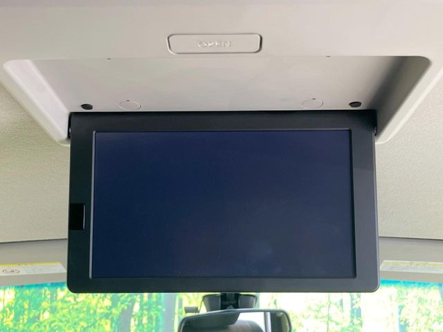 セレナ2.0 ハイウェイスター Vセレクション+Safety II S-HYBRID