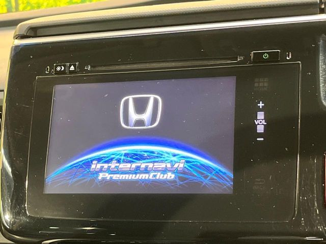 �y���[�J�[�����i�r�z�C���e���A�ɗn�����ރX�^�C���b�V���ȁu��p�݌v�v���[�J�[�i�r�𑕔��􎋔F���⑀�쐫�ȂǊ�{���\�ɂ��D��A���㎿�ȃJ�[���C�t�����y���݂��������܂��B