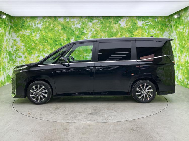 ヴォクシー1.8 ハイブリッド S-Z