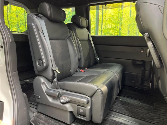 ���ڒ����̓E�H�[�N�X���[�ƂȂ��Ă���܂��B���ڂƎO��ڂ̈ړ�����~�肪�Ƃ��Ă��y�ɂȂ�̂ŁA���~��̍ۂ��X�g���X�������邱�Ƃ͂���܂����