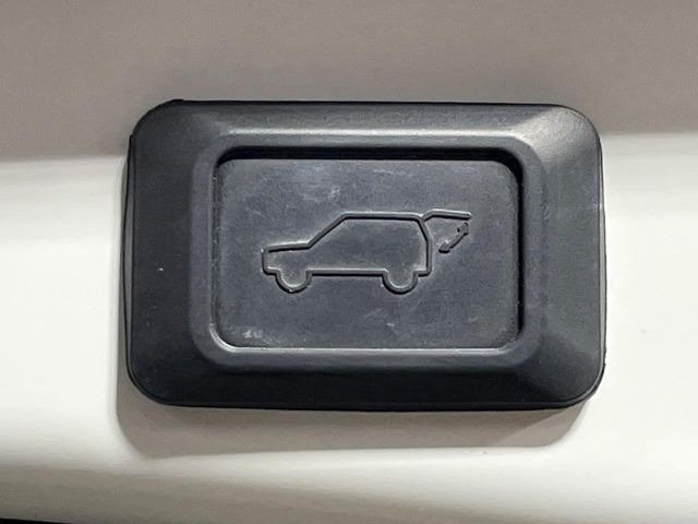 �y�p���[�o�b�N�h�A�z�X�}�[�g�L�[��^�]�Ȃ̃{�^�������������Ń��A�Q�[�g�������ŊJ���܂�!�ו��������Ă��鎞��A�����ʒu�ɂ���o�b�N�h�A��߂�ۂɕ֗��ȋ@�\�ł���