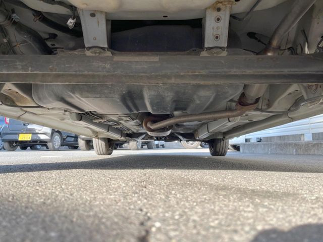 ����肪���ꂢ�Ȃ����ɁA�h�K���H�̎{�H���I�X�X���B�~��n��͂������A���ݕ��ɂ��Z���̕���A��Ń}�����E�E�B���^�[�X�|�[�c���������ɂ��D�]���������Ă���܂��B