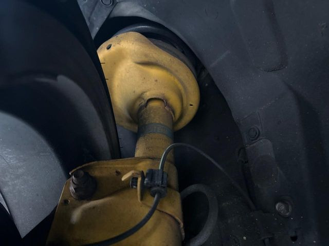 �y�r���V���^�C�����_���p�[�z�������s���̎ԗ����萫�����コ���Ă����l�C�̑����B�X���̏��S�n���]���ɂ����A�X�|�[�e�B�ȑ��s�����y���݂��������܂���