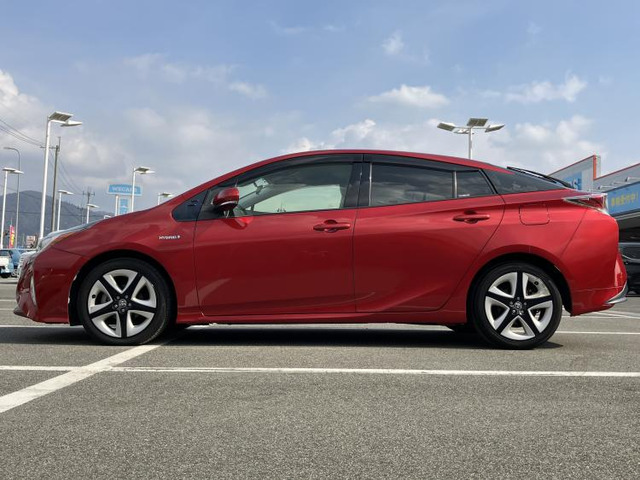 プリウス1.8 S ツーリングセレクション