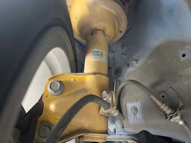 �y�r���V���^�C�����_���p�[�z�������s���̎ԗ����萫�����コ���Ă����l�C�̑����B�X���̏��S�n���]���ɂ����A�X�|�[�e�B�ȑ��s�����y���݂��������܂���