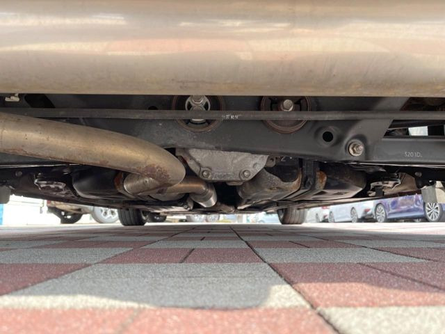 ����肪���ꂢ�Ȃ����ɁA�h�K���H�̎{�H���I�X�X���B�~��n��͂������A���ݕ��ɂ��Z���̕���A��Ń}�����E�E�B���^�[�X�|�[�c���������ɂ��D�]���������Ă���܂��B