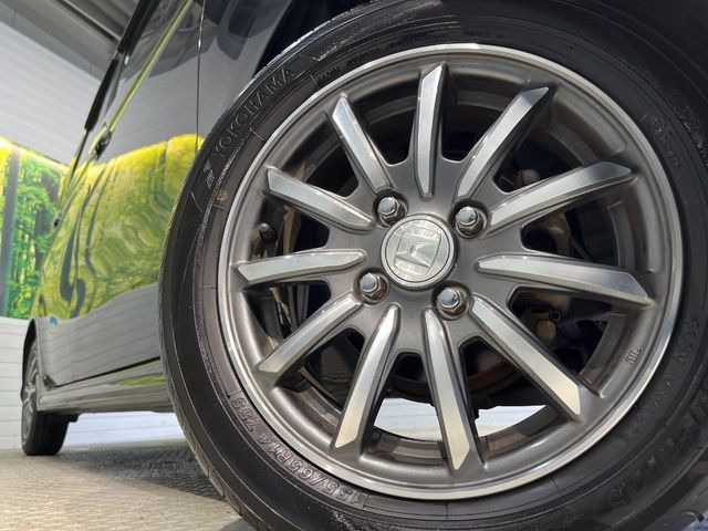 �y����14�C���`�A���~�z�C�[���z�O�ςɃ}�b�`���������A���~�z�C�[���𑕒����Ă���܂��B�e��ЊO�A���~�z�C�[����A�X�^�b�h���X�^�C�����戵�����Ă���܂��B���񂲑��k����������