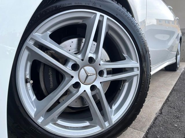 ������18�C���`�A���~�z�C�[��:�A���ԂȂ�ł͂̑�z����������x����z�C�[���Ƒ����ł�!���{�Ԃ̑���Ɋ���Ă�����ɂ����Б̊����Ē��������قǁA�������x���ł܂Ƃ܂��Ă��܂�!