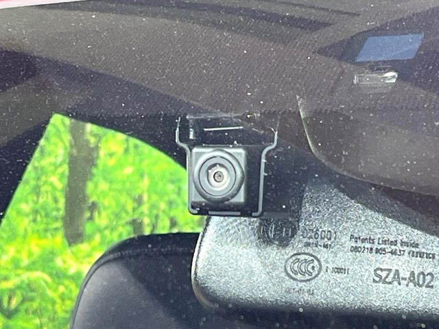 【ドライブレコーダー】ドライブレコーダー装備!走行中はもちろん、あおり運転や事故に遭遇した際、映像で記録し、万一のリスクに備えます。※記録用SDカードはお客様ご自身でご準備いただく必要があります。