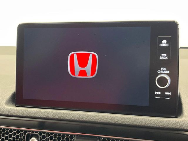 �y�����i�r�z�l�C�̏����i�r�𑕔����Ă���܂��B�i�r�̎g���₷���͂������A�I�[�f�B�I�@�\���[��!�L�����v�◷�s�͂������A�ʋ΂┃�����ȂǕ��i�̃h���C�u���y�����Ȃ�͂���