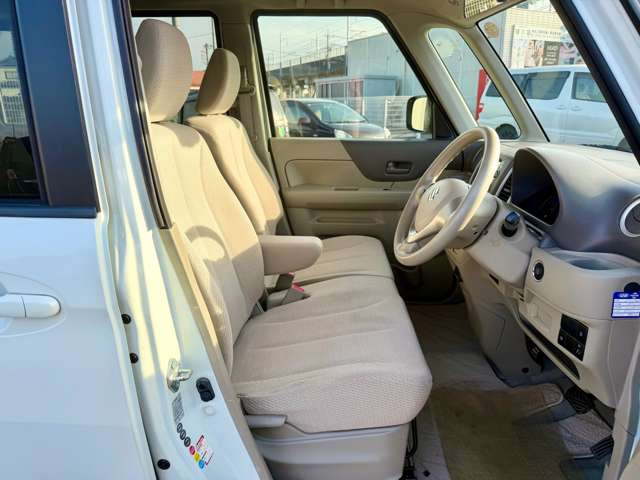 �x�����z�����x����������΁A����ȊO�̔�p�͊|����܂���̂ŁA�����S�������B�������]�i���o�[�Ȃǂ��q�l�̗v�]�Ɋ�Â��I�v�V�������̔�p�͕ʓr�K�v�ƂȂ�܂��B�ڍׂɊւ��Ă͂��₢�������������B