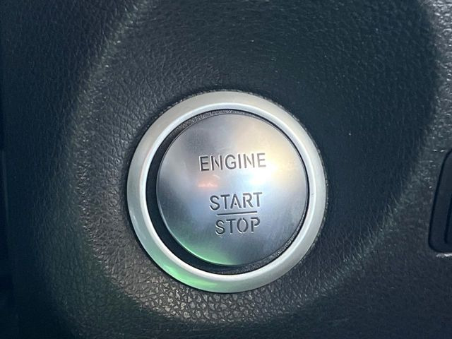 ���L�[���X�S�[(�X�}�[�g�G���g���[�@�\):�L�[���g�킸�ɉ�����G���W���n�����ł���L�[���X�S�[�B�L�[��g�ɂ��邾���Ńh�A�������ł���@�\�B�G���W���n�����{�^�������������ł��B