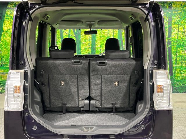 ���i�̂���������ʋ΁A���}���ɏ\���ȉ׎��X�y�[�X���m�ۂ��Ă���܂��B�Z�J���h�V�[�g��|���ƁA�傫�ȉו��̐ύڂ��\�ł���