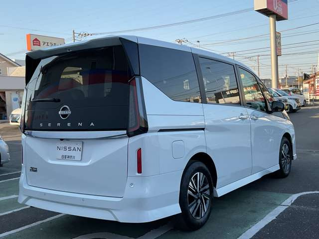 セレナ2.0 ハイウェイスターV