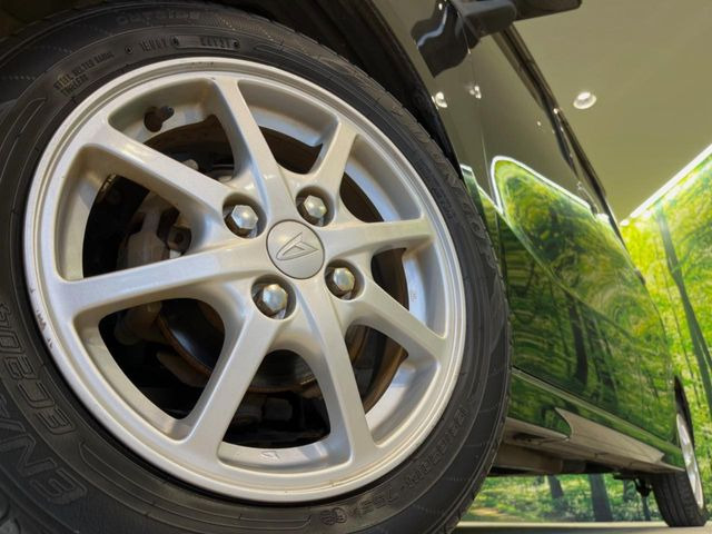 �y����14�C���`�A���~�z�C�[���z�O�ςɃ}�b�`���������A���~�z�C�[���𑕒����Ă���܂��B�e��ЊO�A���~�z�C�[����A�X�^�b�h���X�^�C�����戵�����Ă���܂��B���񂲑��k����������