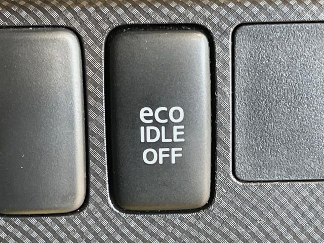 �y�A�C�h�����O�X�g�b�v�z�ԐM����a�؂Œ�Ԃ����ۂɃG���W�����~���A���ʂȔR���̏����}���܂��B�R��������ی�ɂȂ���@�\��G���W���̓u���[�L�𗣂��΍Ďn�����܂��B