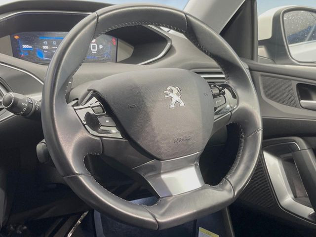 ���n���h�����̃X�������Ȃ��A���ꂢ�ȏ�Ԃ��ێ����Ă���܂��B�e�X�C�b�`���̓�����m�F�ς݂ł��B