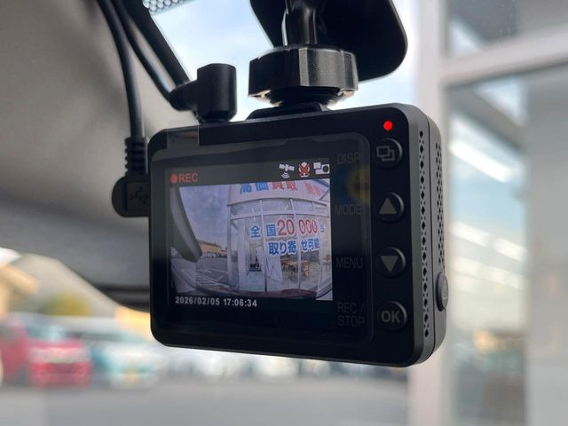 �y�h���C�u���R�[�_�[�z���S�E���S�ȃJ�[���C�t�ɕK�{�̃h���C�u���R�[�_�[�𑕔�!���s���͂������A������^�]�⎖�̂ɑ��������ۂ̏󋵂��f���ŋL�^���A����̃��X�N�ɔ����܂��B