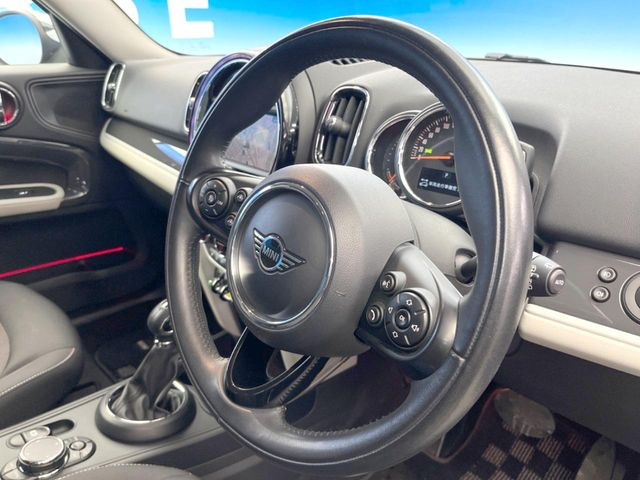 ���n���h�����̃X�������Ȃ��A���ꂢ�ȏ�Ԃ��ێ����Ă���܂��B�e�X�C�b�`���̓�����m�F�ς݂ł��B