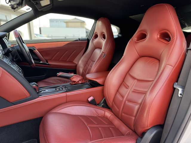 ����ȑ�����̉摜�ɂȂ�܂��B����]�̂��q�l�ɂ͏ڍ׉摜�̂ق��ɁA�G���W�����⓮������点�Ă��������܂��̂ŁA���C�y�ɂ��\���t�����������܂��B