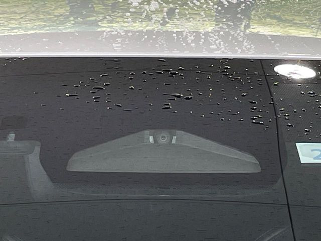 �y�g���^�Z�[�t�e�B�Z���X�z���s���ɑO���̎ԗ�����F�����A�Փ˂������Ȏ��͌x��ƃu���[�L�ŏՓˉ���Ɣ�Q�y�����A�V�X�g�B�����S�Ƀh���C�u�����y���݂��������܂��B