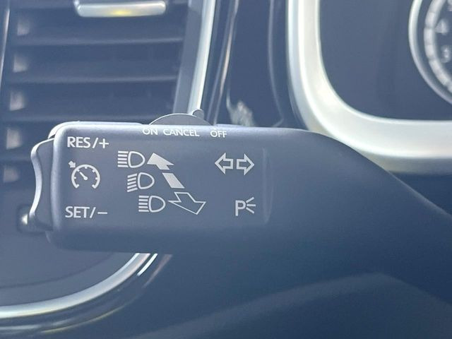 ���I�[�g�N���[�Y�R���g���[��:�������H�⎩���Ԑ�p���H���ɂāA�葬���q���\�ƂȂ�֗��ȋ@�\�ł��B�������ړ��̍ۂł����ɂ����֗��ɂ��g�����������܂���