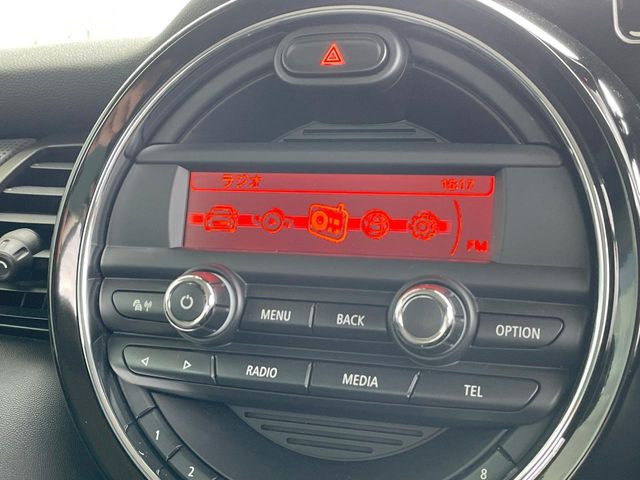 ��Bluetooth:���莝���̃X�}�[�g�t�H���ȂǂƐڑ����A�n���Y�t���[�ʘb��Տꊴ����~���[�W�b�N�Đ������y���݂��������܂��B�����ڑ��ł��̂Ŕς킵��������܂����