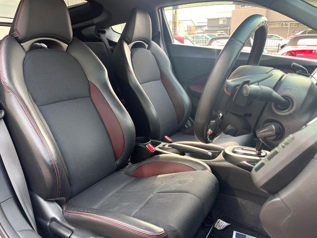 �^�]�ȃV�[�g���͎g�p�������Ȃ��A�ǍD�ȏ�ԂƂȂ��Ă��܂��B���J�Ɏg���Ă������Ƃ��悭�킩��܂��ˁB